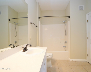 7801 Point Meadows Drive - Photo Thumbnail 18