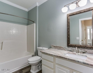 7801 Point Meadows Drive - Photo Thumbnail 8