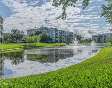 7801 Point Meadows Drive - Photo Thumbnail 31