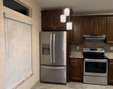 12381 Mastin Cove Road - Photo Thumbnail 4