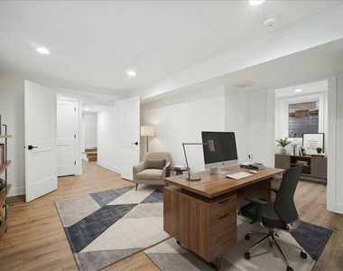 247 Highwood Avenue - Photo Thumbnail 13