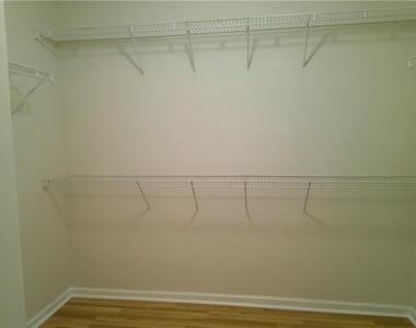 2302 Jasmine Glen Drive - Photo Thumbnail 28