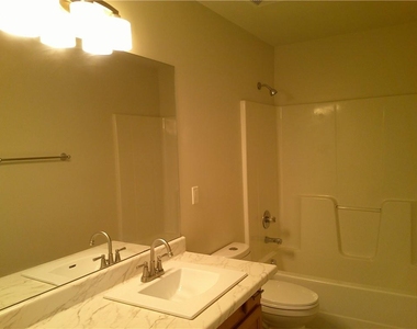 2302 Jasmine Glen Drive - Photo Thumbnail 33