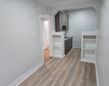 4753 N Monticello Avenue - Photo Thumbnail 9