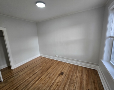 4753 N Monticello Avenue - Photo Thumbnail 5