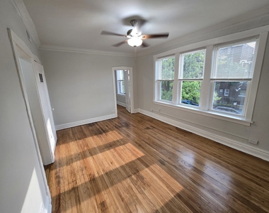 4753 N Monticello Avenue - Photo Thumbnail 3