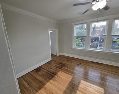 4753 N Monticello Avenue - Photo Thumbnail 2