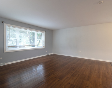 500 N Westwood Avenue - Photo Thumbnail 2