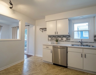 500 N Westwood Avenue - Photo Thumbnail 42