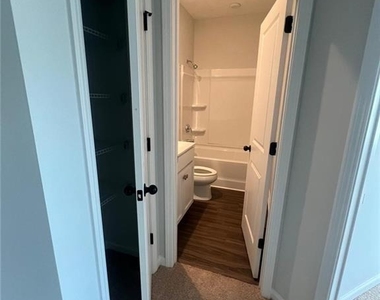 700 Payton Lane - Photo Thumbnail 19