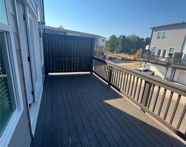 700 Payton Lane - Photo Thumbnail 10