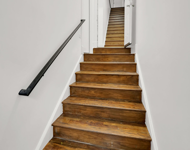 1453 W Garfield Boulevard - Photo Thumbnail 2