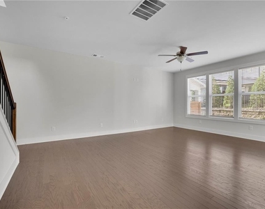 1252 Windmill Parkway - Photo Thumbnail 3