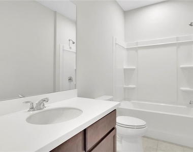 1252 Windmill Parkway - Photo Thumbnail 23