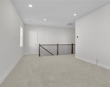 1252 Windmill Parkway - Photo Thumbnail 26
