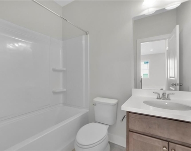 1252 Windmill Parkway - Photo Thumbnail 28