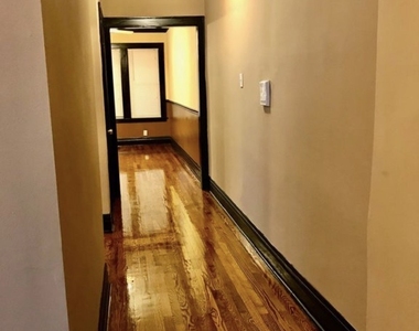 6642 S Troy Street - Photo Thumbnail 5