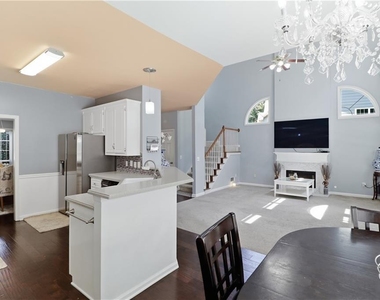 108 Township Court - Photo Thumbnail 13