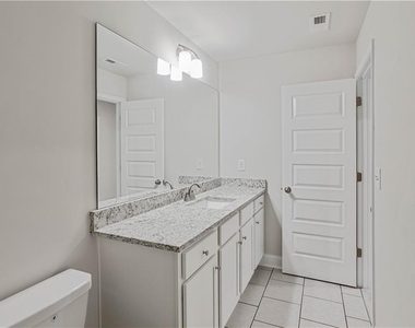 2423 Chene Drive - Photo Thumbnail 21
