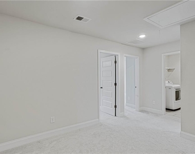 2423 Chene Drive - Photo Thumbnail 12