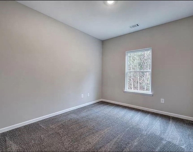 305 Melody Lane Ne - Photo Thumbnail 22