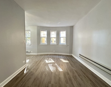 4503 N Malden Street - Photo Thumbnail 13