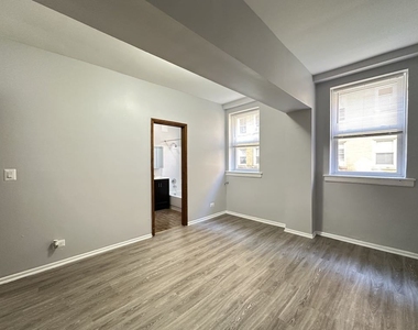 4503 N Malden Street - Photo Thumbnail 15