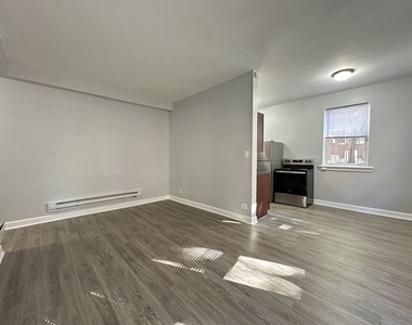 4503 N Malden Street - Photo Thumbnail 10