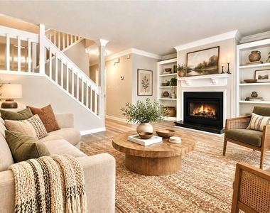 3063 Destin Circle - Photo Thumbnail 1