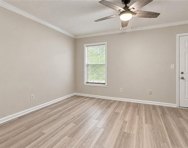 3063 Destin Circle - Photo Thumbnail 14