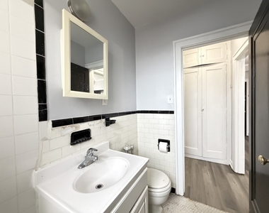 917 W Eastwood Avenue - Photo Thumbnail 18