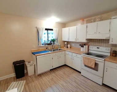 2217 W Nichols Drive - Photo Thumbnail 4