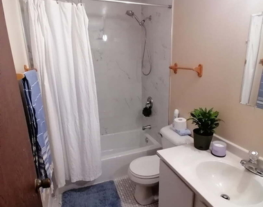 2217 W Nichols Drive - Photo Thumbnail 14