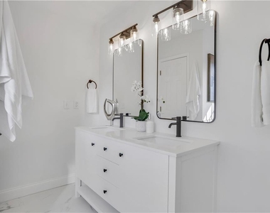 2207 Heritage Trace View - Photo Thumbnail 19