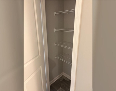 5274 Fox Den Road - Photo Thumbnail 13