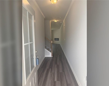 5274 Fox Den Road - Photo Thumbnail 2