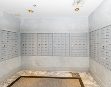70 W Huron Street - Photo Thumbnail 27