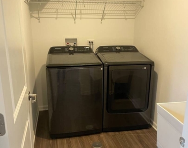 535 Wolverine Drive - Photo Thumbnail 17