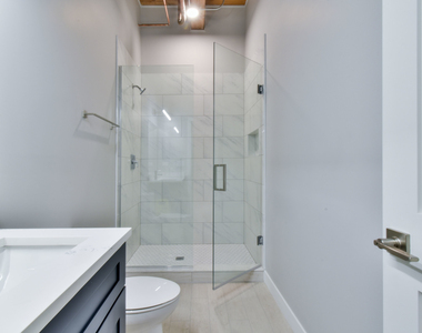 11 E Illinois Street - Photo Thumbnail 6