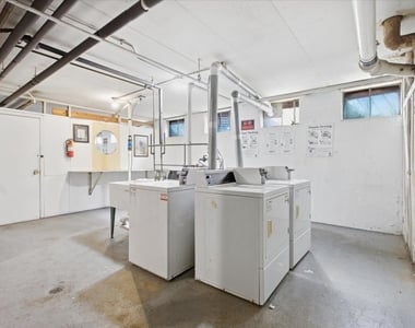 4544 N River Road - Photo Thumbnail 10