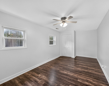 1337 Henry Street - Photo Thumbnail 10