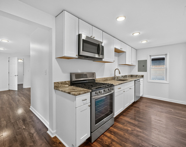 1337 Henry Street - Photo Thumbnail 14