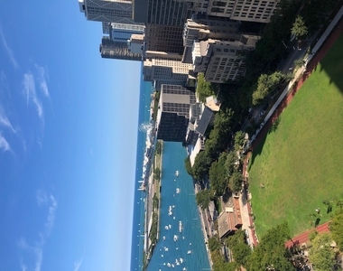 222 E Pearson Street - Photo Thumbnail 13