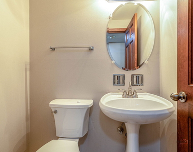 928 N Rohlwing Road - Photo Thumbnail 14