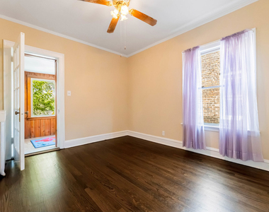 7652 S Cornell Avenue - Photo Thumbnail 12