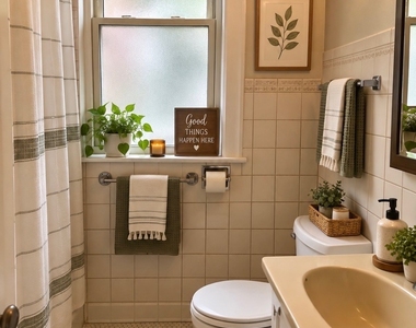 7652 S Cornell Avenue - Photo Thumbnail 11