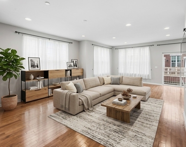 400 Concord Court - Photo Thumbnail 3