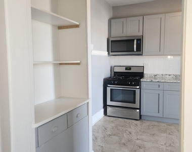 3042 W Leland Avenue - Photo Thumbnail 1