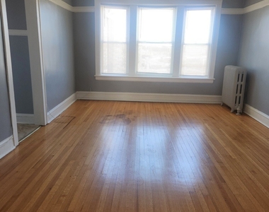 3042 W Leland Avenue - Photo Thumbnail 9