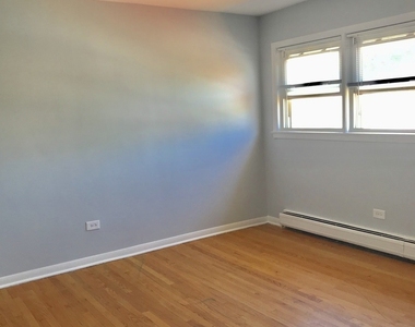 5916 W Fullerton Avenue - Photo Thumbnail 11